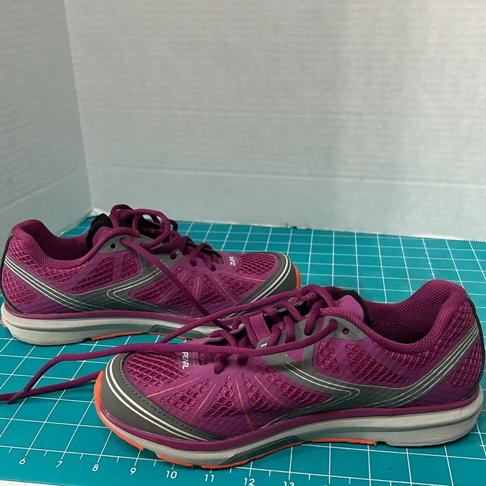 Pearl iZumi Womens Cycling Shoes Road Fuel IV Purple Grey Sz 40 US size 9 - Picture 6 of 9